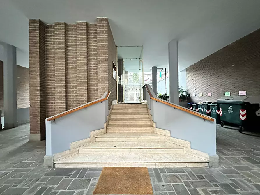 Immagine 6 di Garage in vendita  in Via Pesaro 45 a Torino