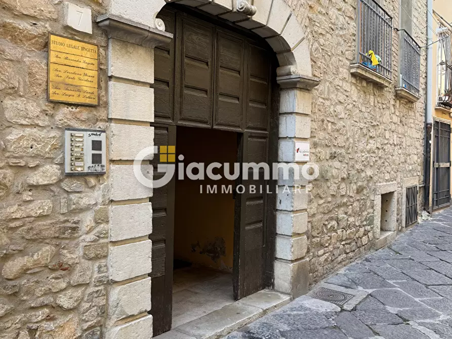 Immagine 2 di Pentalocale in vendita  in Via Plebiscito 7 a Potenza