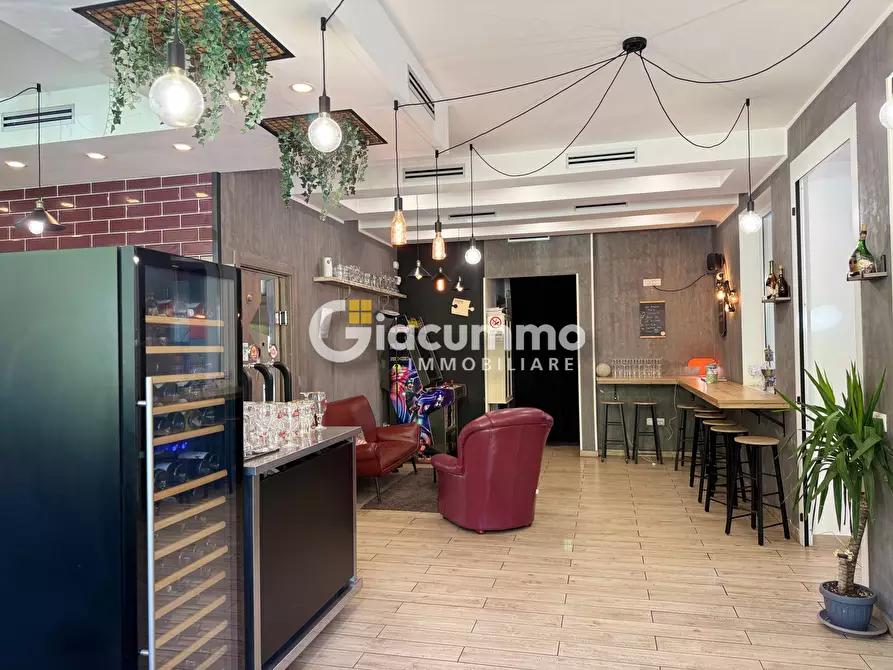 Immagine 14 di Bar / Ristorante in vendita  in Viale del Basento a Potenza