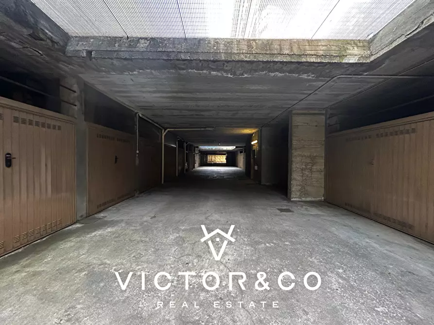 Immagine 15 di Garage in vendita  in Corso torino snc a Novara