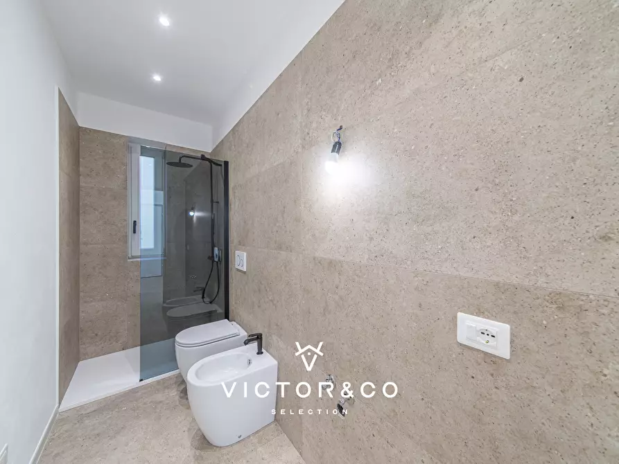 Immagine 10 di Villa in vendita  in Vicolo G. Brustio 1 a Galliate