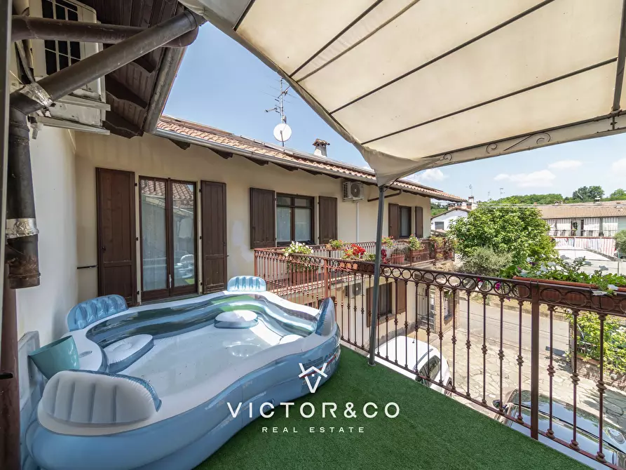 Immagine 1 di Casa bifamiliare in vendita  in Via Marconi snc a Briona