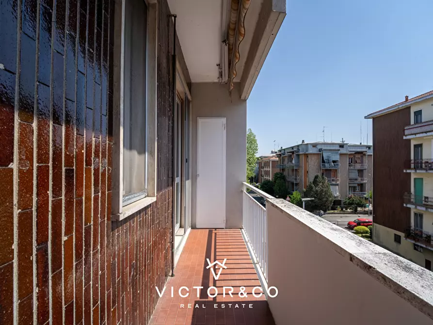 Immagine 28 di Quadrilocale in vendita  in Via Gian Battista Vico snc a Novara