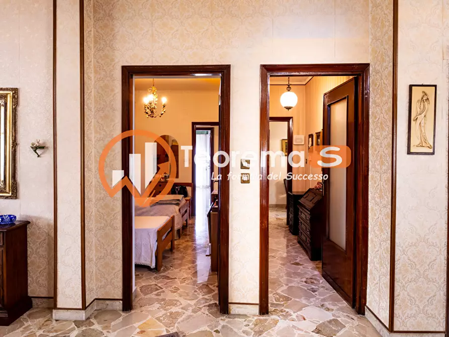 Immagine 7 di Appartamento in vendita  in Via Serradifalco a Palermo