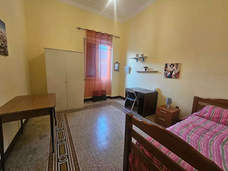 Immagine 2 di Stanza singola in affitto  a Palermo