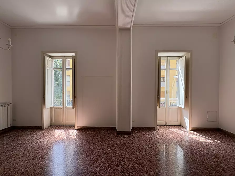 Immagine 5 di Appartamento in vendita  in Via Houel a Palermo