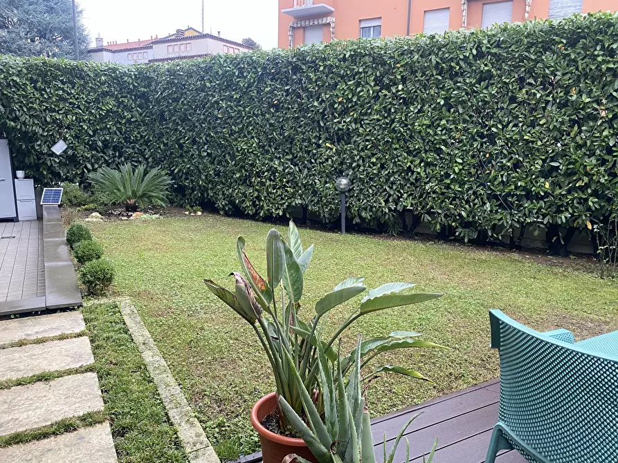 Immagine 45 di Bilocale in vendita  in Via Terracina 1 a Milano