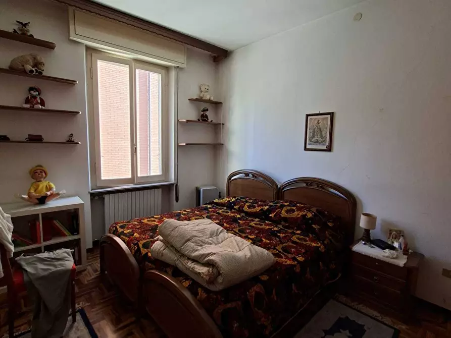 Immagine 48 di Trilocale in vendita  a Medesano