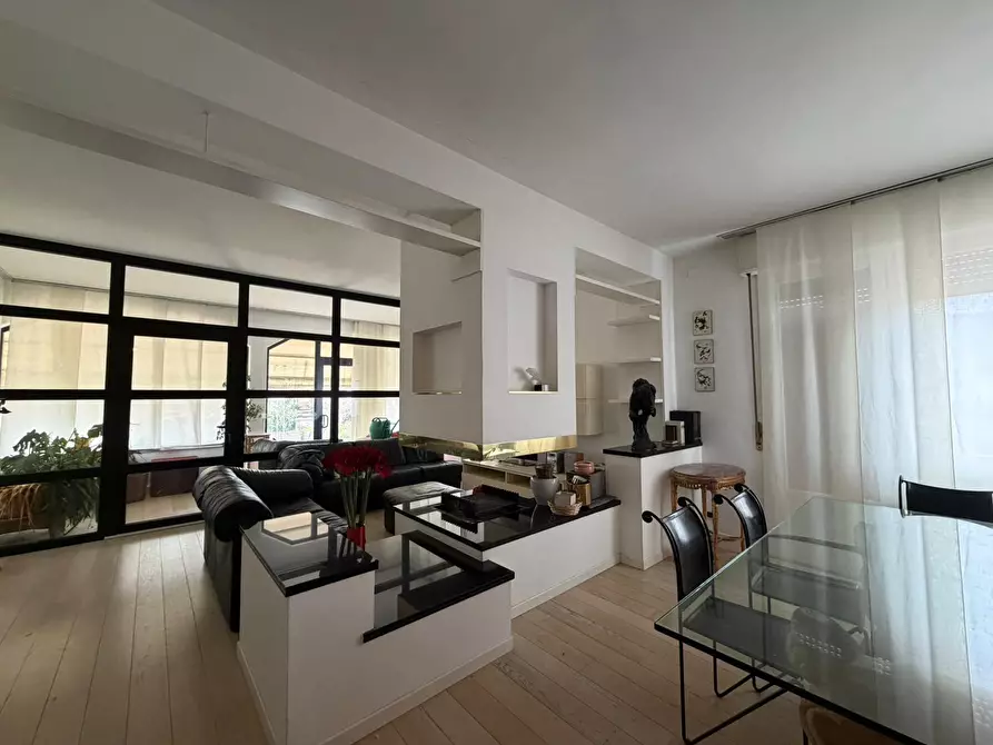 Immagine 1 di Trilocale in affitto  a Medesano