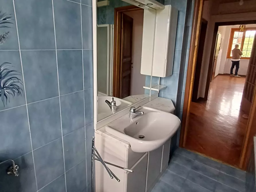 Immagine 42 di Trilocale in vendita  a Fornovo Di Taro