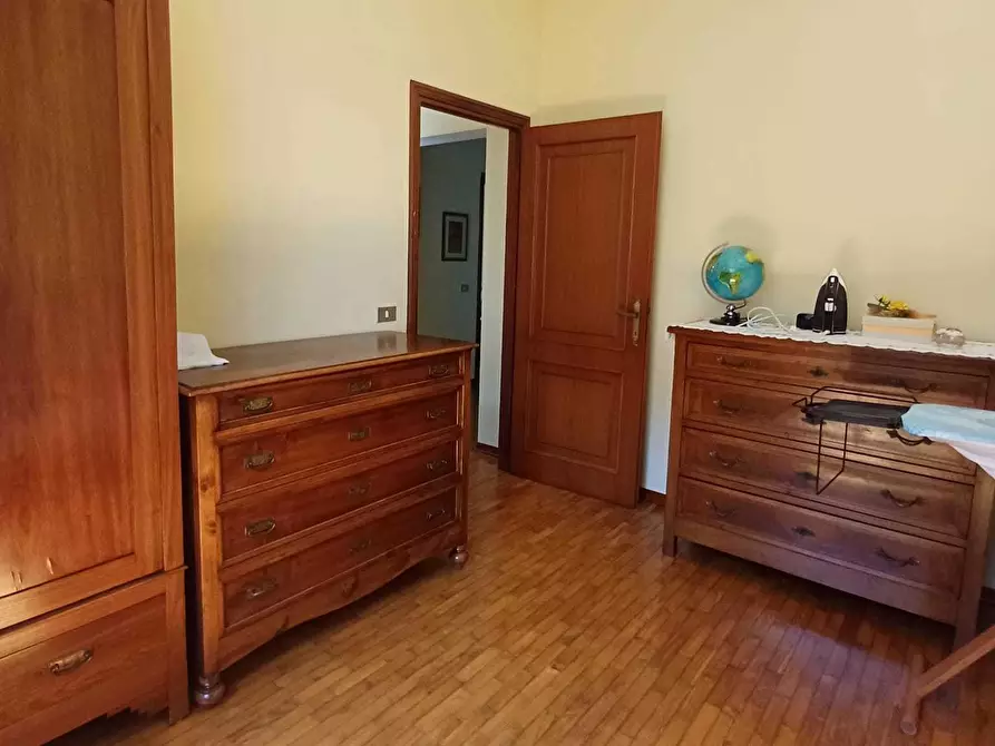 Immagine 60 di Casa bifamiliare in vendita  a Varano De' Melegari