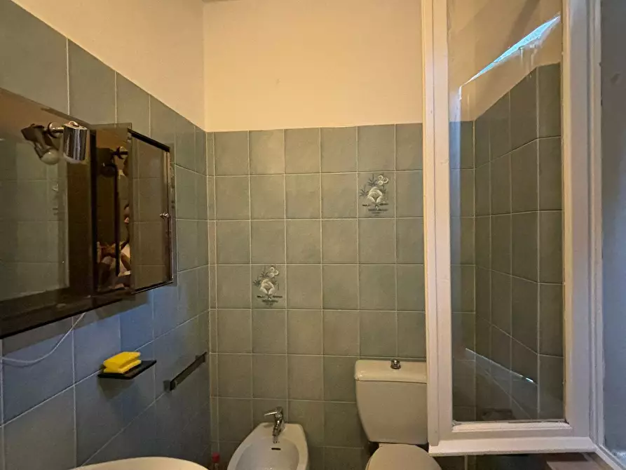 Immagine 11 di Trilocale in affitto  a Varano De' Melegari