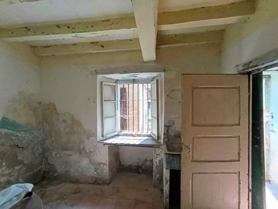 Immagine 23 di Porzione di casa in vendita  a Pellegrino Parmense