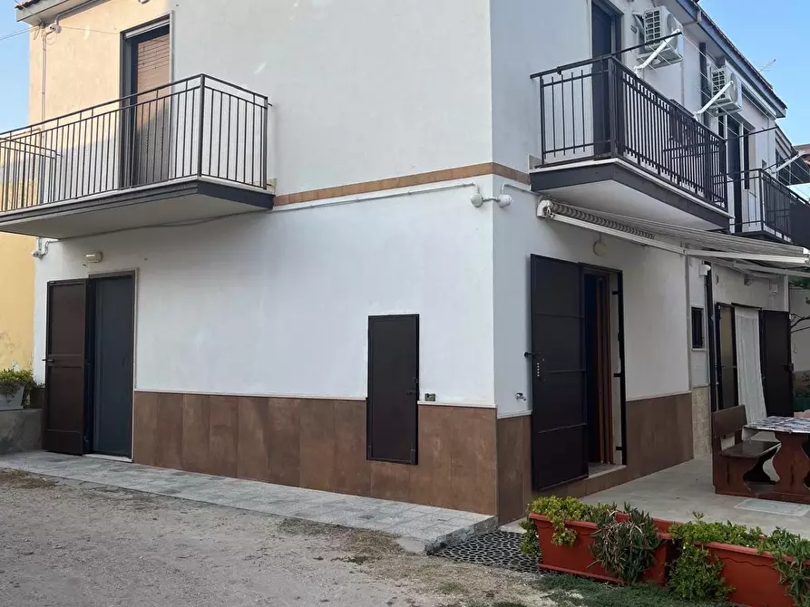 Immagine 5 di Porzione di casa in affitto  a Foggia