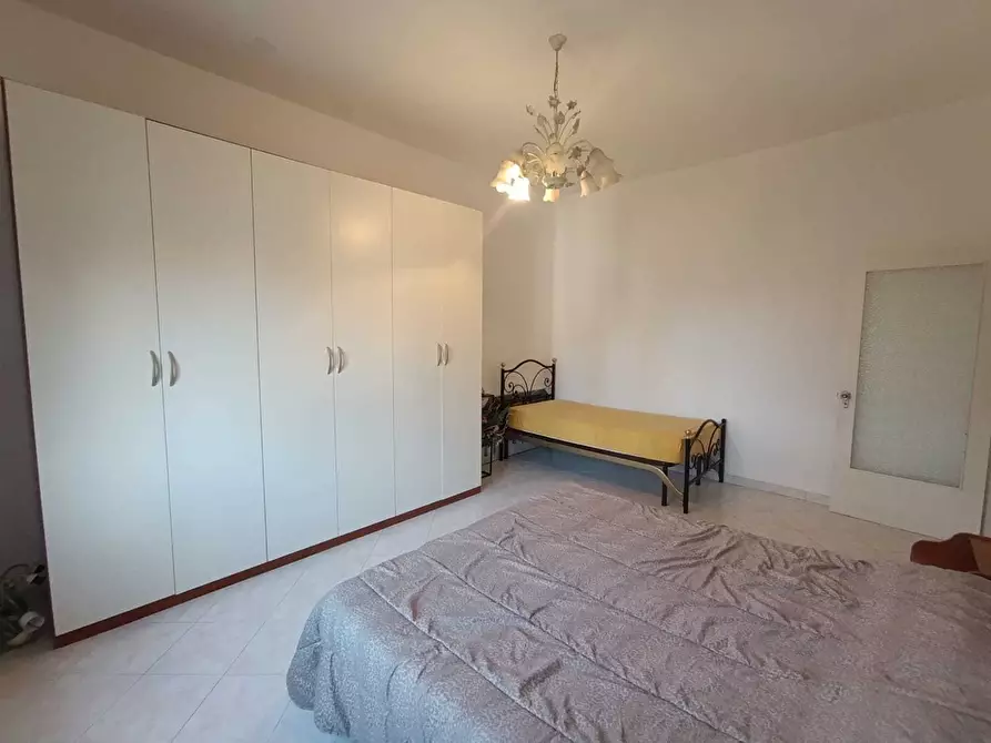 Immagine 12 di Stanza singola in affitto  a Collecchio