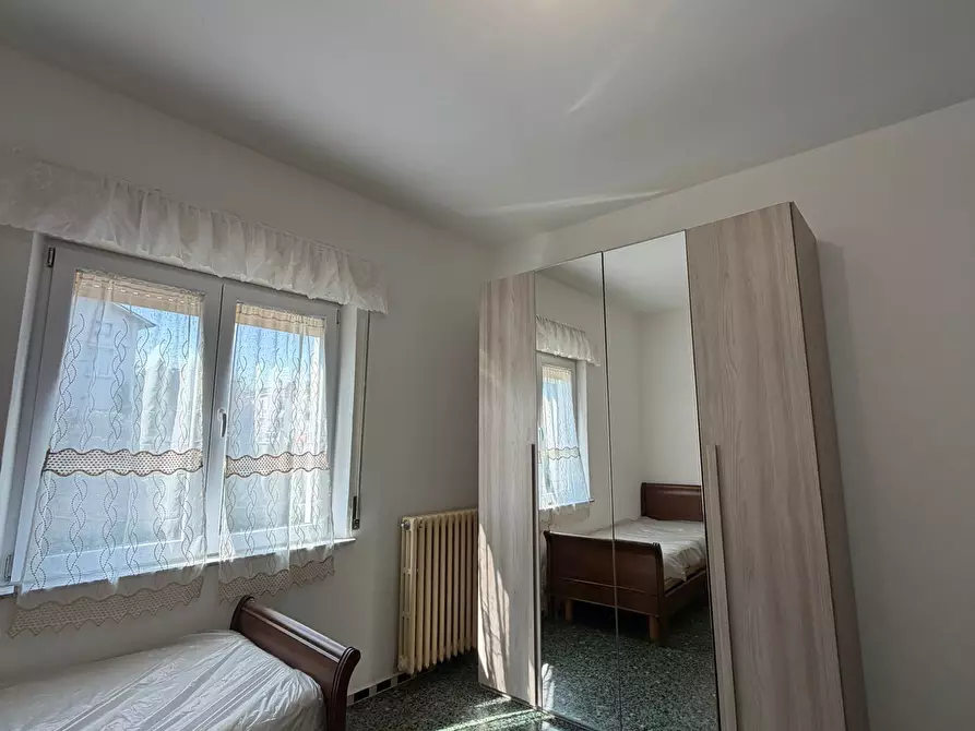 Immagine 9 di Quadrilocale in affitto  a Medesano