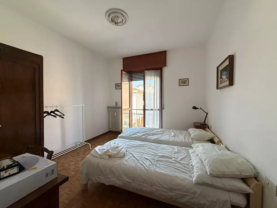 Immagine 17 di Trilocale in affitto  a Parma