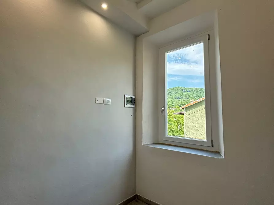 Immagine 6 di Bilocale in affitto  a Medesano