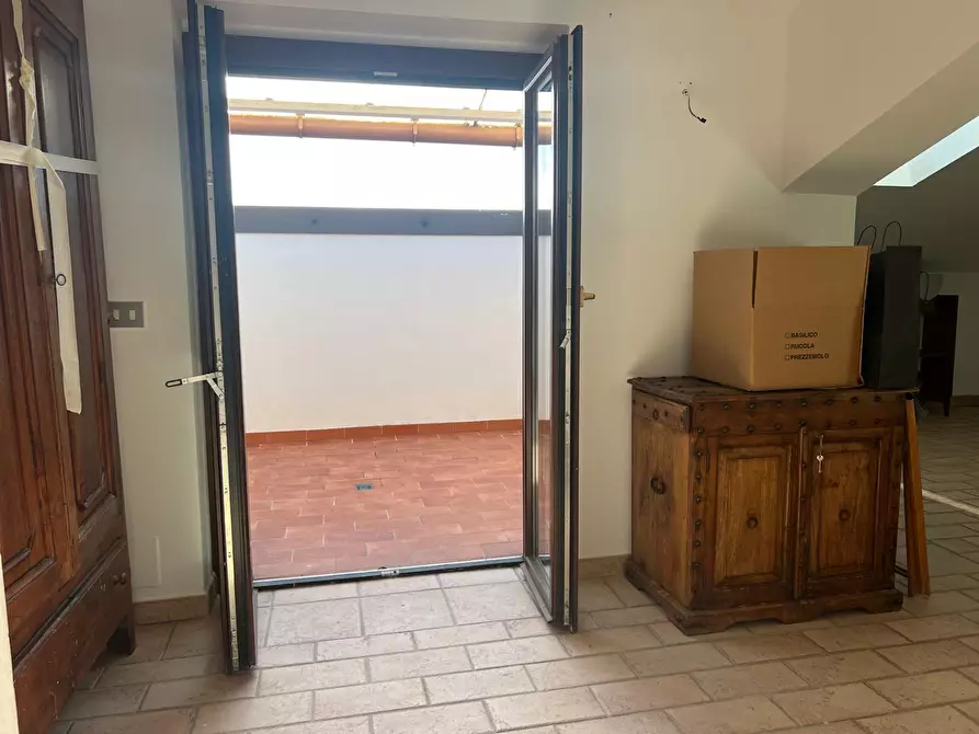 Immagine 16 di Villetta a schiera in vendita  a Sarzana