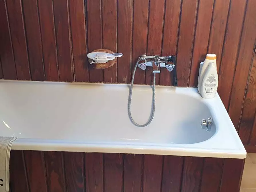 Immagine 22 di Stanza singola in affitto  a Fornovo Di Taro