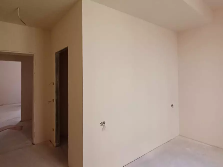 Immagine 13 di Trilocale in vendita  a Parma