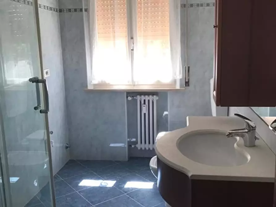 Immagine 16 di Trilocale in affitto  a Fornovo Di Taro