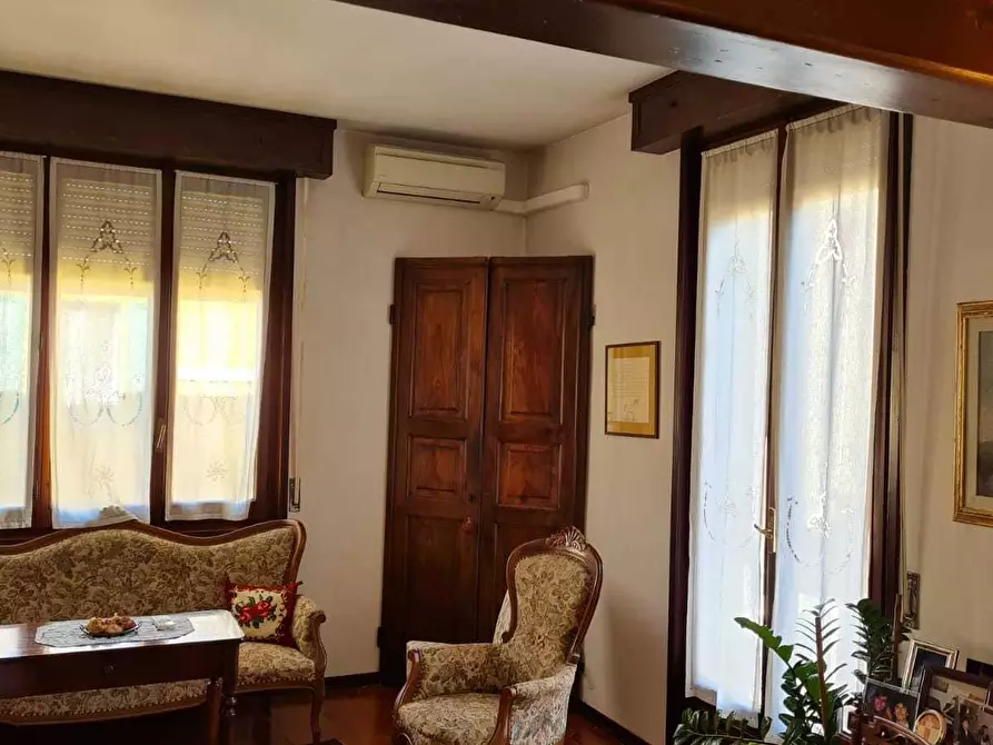 Immagine 5 di Quadrilocale in vendita  a Fornovo Di Taro