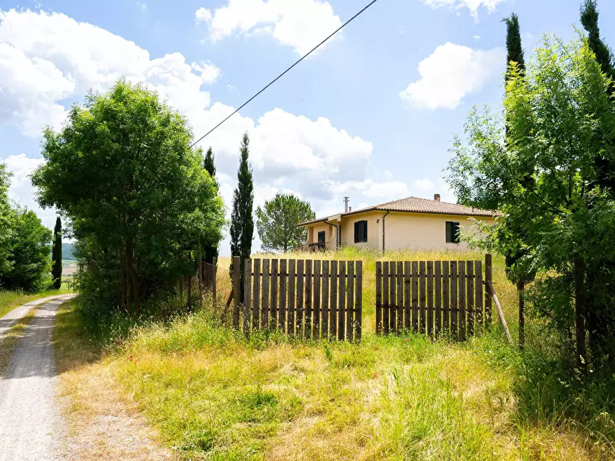 Immagine 1 di Villa in vendita  in Via della Fonte 4 a Magliano In Toscana