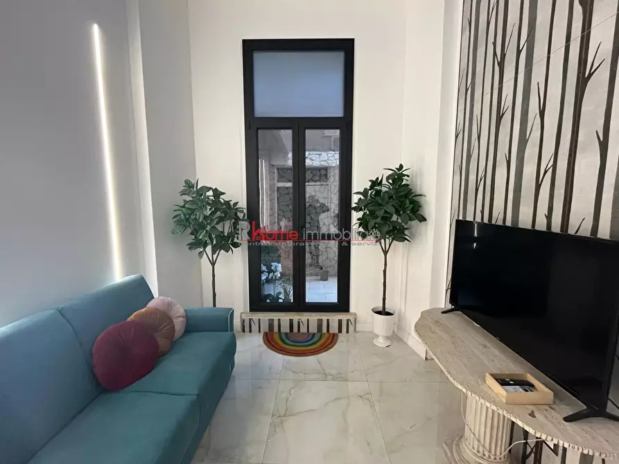 Immagine 2 di Quadrilocale in vendita  in Via Principe Amedeo a Roma