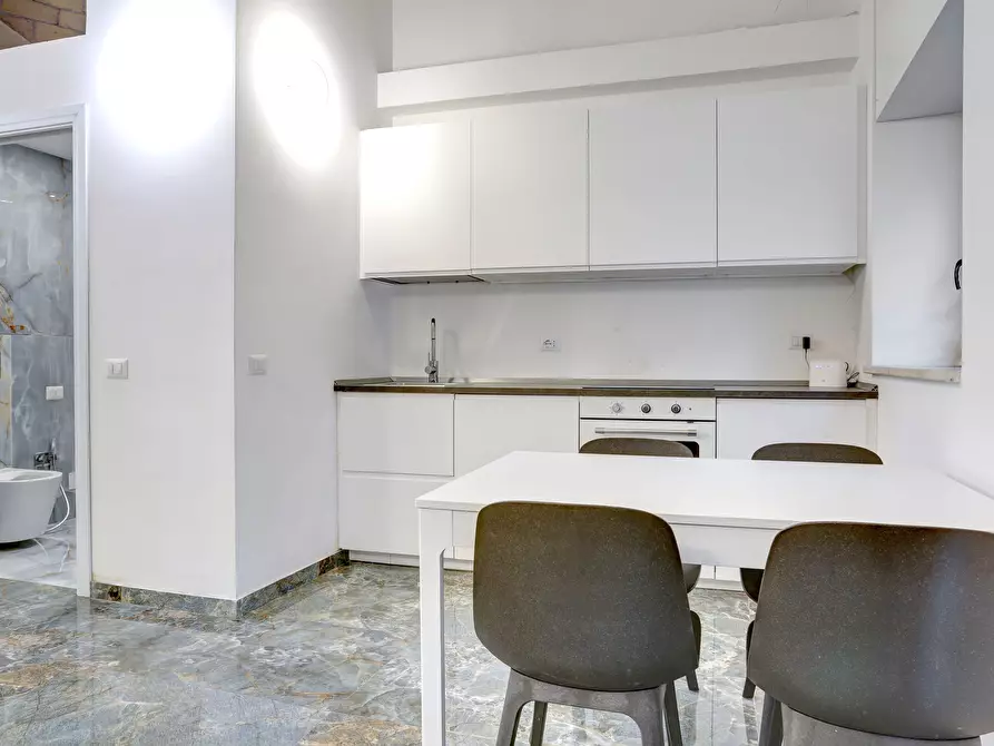 Immagine 7 di Loft/Open space in vendita  a Roma