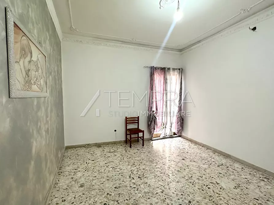 Immagine 9 di Casa indipendente in vendita  a Adrano