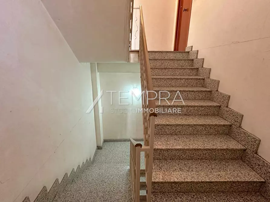 Immagine 3 di Appartamento in vendita  a Adrano