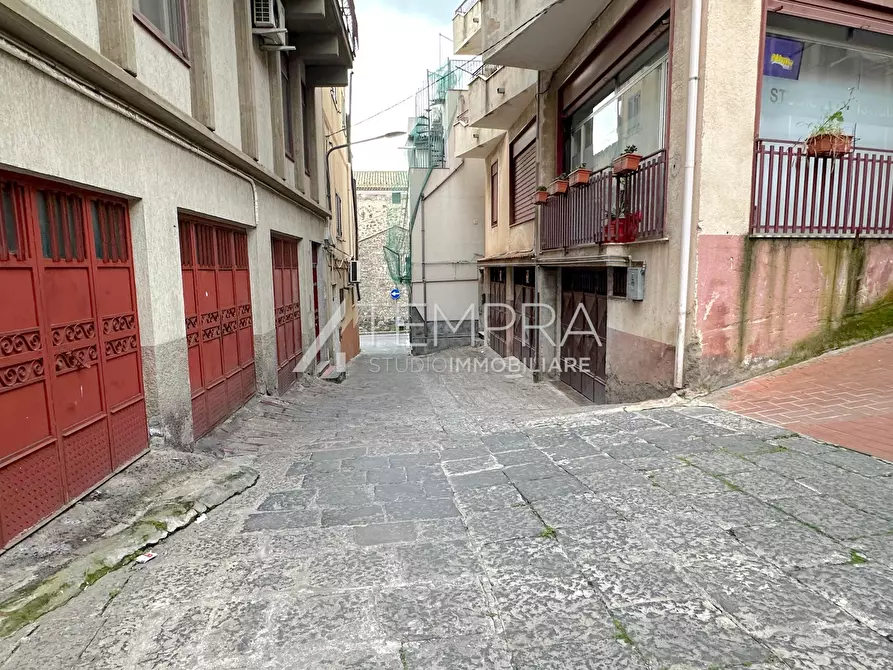 Immagine 27 di Appartamento in vendita  in Via Gaezza 3 a Adrano