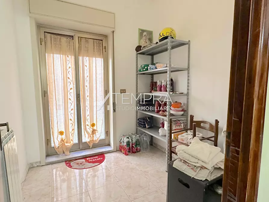 Immagine 17 di Appartamento in vendita  a Adrano