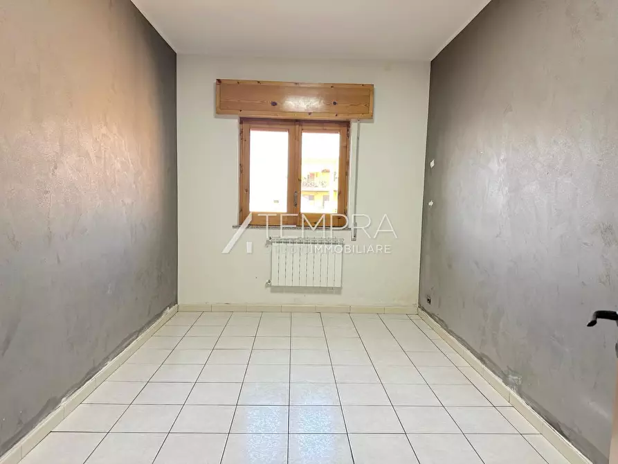 Immagine 12 di Appartamento in vendita  in VIA PAOLO VI a Adrano