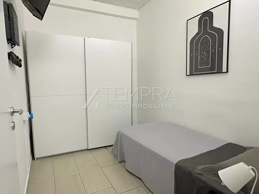 Immagine 15 di Casa semindipendente in vendita  in VIA SOLICCHIATA a Adrano