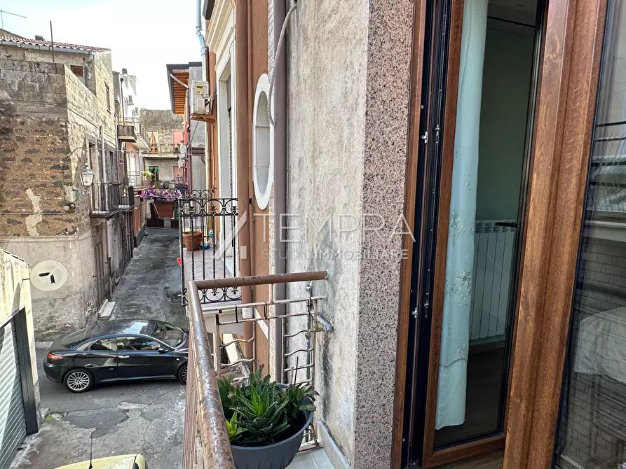 Immagine 27 di Casa indipendente in vendita  a Adrano