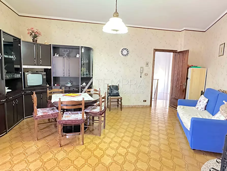 Immagine 4 di Appartamento in vendita  in via archeologica 12 a Adrano