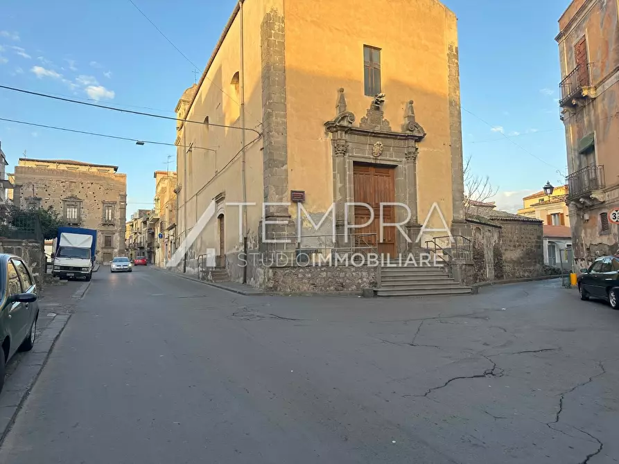 Immagine 22 di Casa indipendente in vendita  a Adrano