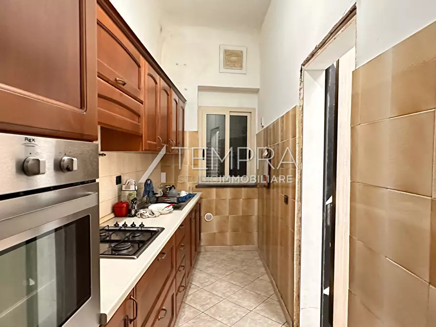 Immagine 11 di Casa indipendente in vendita  a Adrano