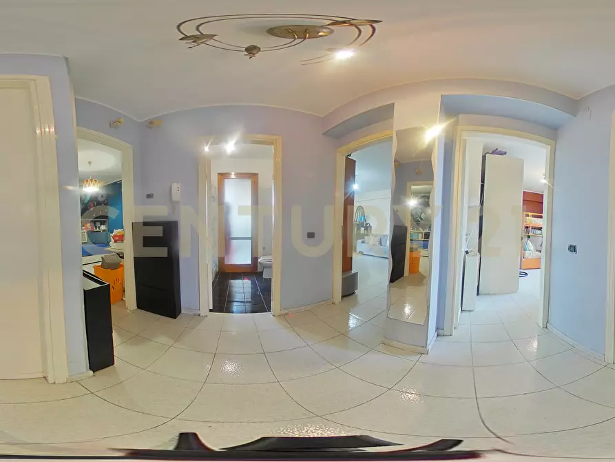 Immagine 51 di Quadrilocale in vendita  in Via Gesualdo Bufalino 1 a Aci Catena