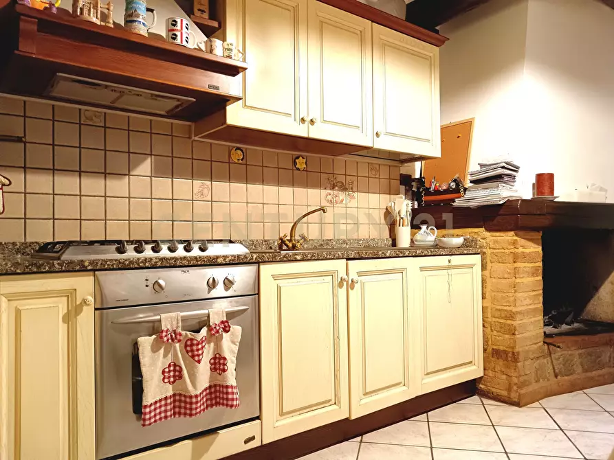 Immagine 35 di Terratetto in vendita  in Via Moglio 56 a Montalcino