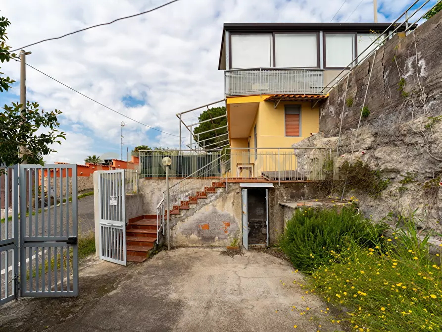 Immagine 6 di Casa indipendente in vendita  in Viale Ionio 96c a Augusta
