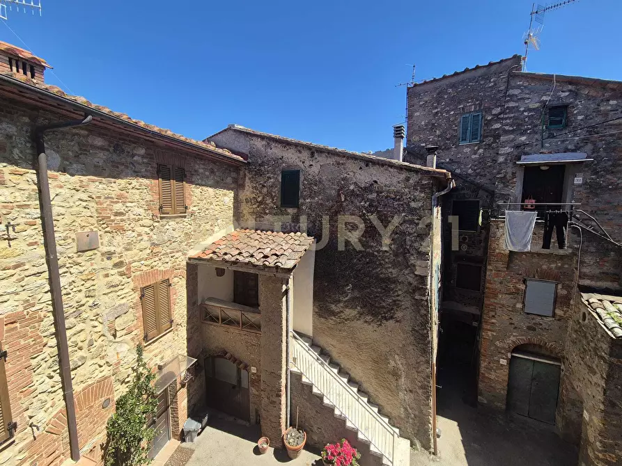 Immagine 23 di Bilocale in vendita  in Piazza Porta Conti 23 a Civitella Paganico