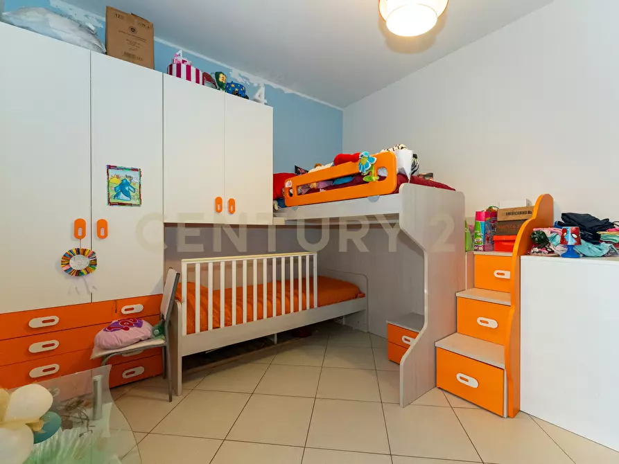 Immagine 41 di Pentalocale in vendita  in Via Cesare Battisti 34 a Belpasso