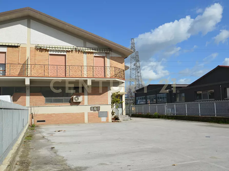 Immagine 3 di Casa bifamiliare in vendita  in Via Aurelia Nord 181 a Grosseto