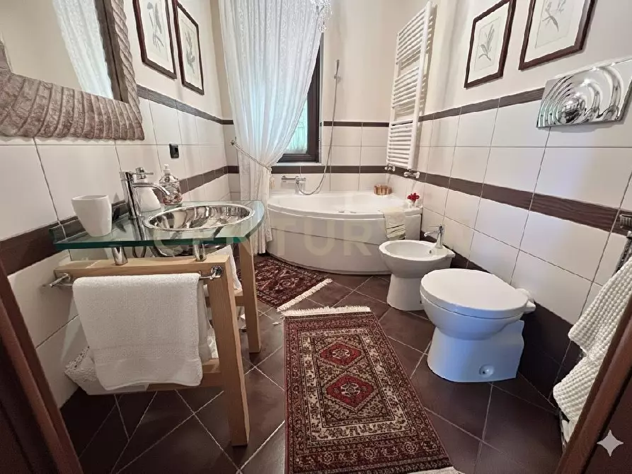 Immagine 12 di Villa in vendita  in Via Persefone a Agrigento