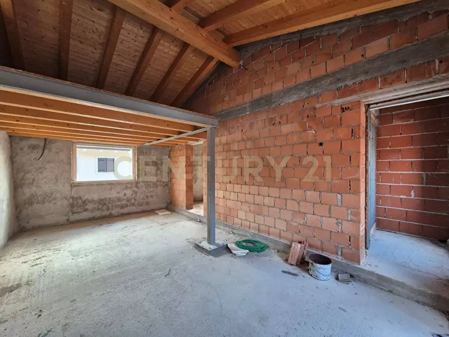 Immagine 15 di Palazzo in vendita  in Via Vigolo 1 a Negrar di Valpolicella