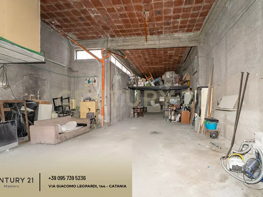 Immagine 4 di Garage in vendita  in Via Isole Eolie 124 a Paterno'