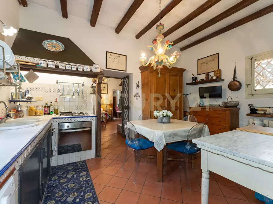 Immagine 34 di Villa in vendita  in Via Pulei 25 a Mascalucia